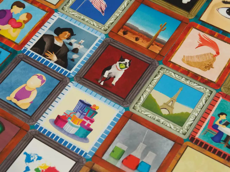 Robo en el Museo — Juego de Cartas de Roles Ocultos y Deducción