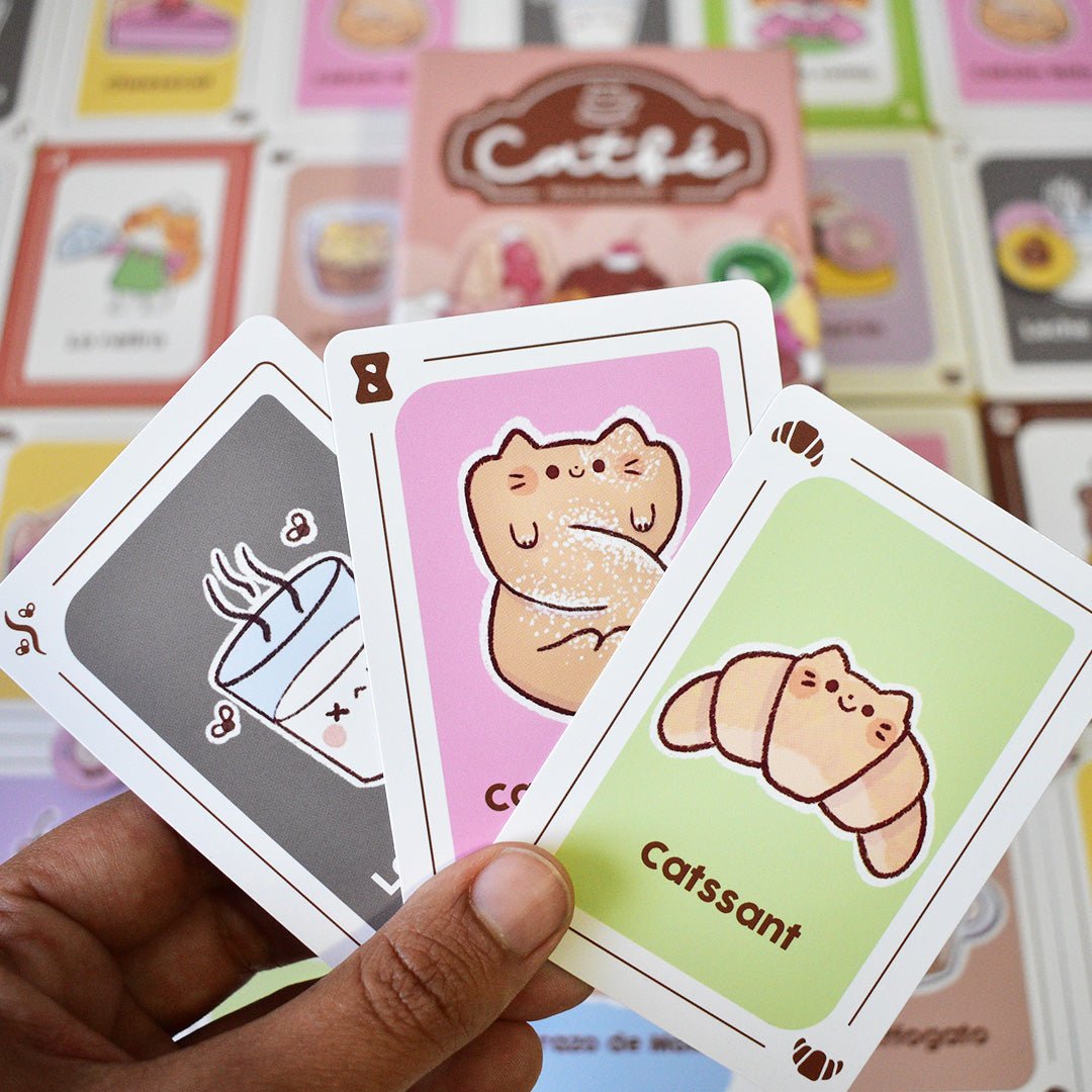 Catfé — Juego de Cartas de Postres y Gatos - Kukara Games
